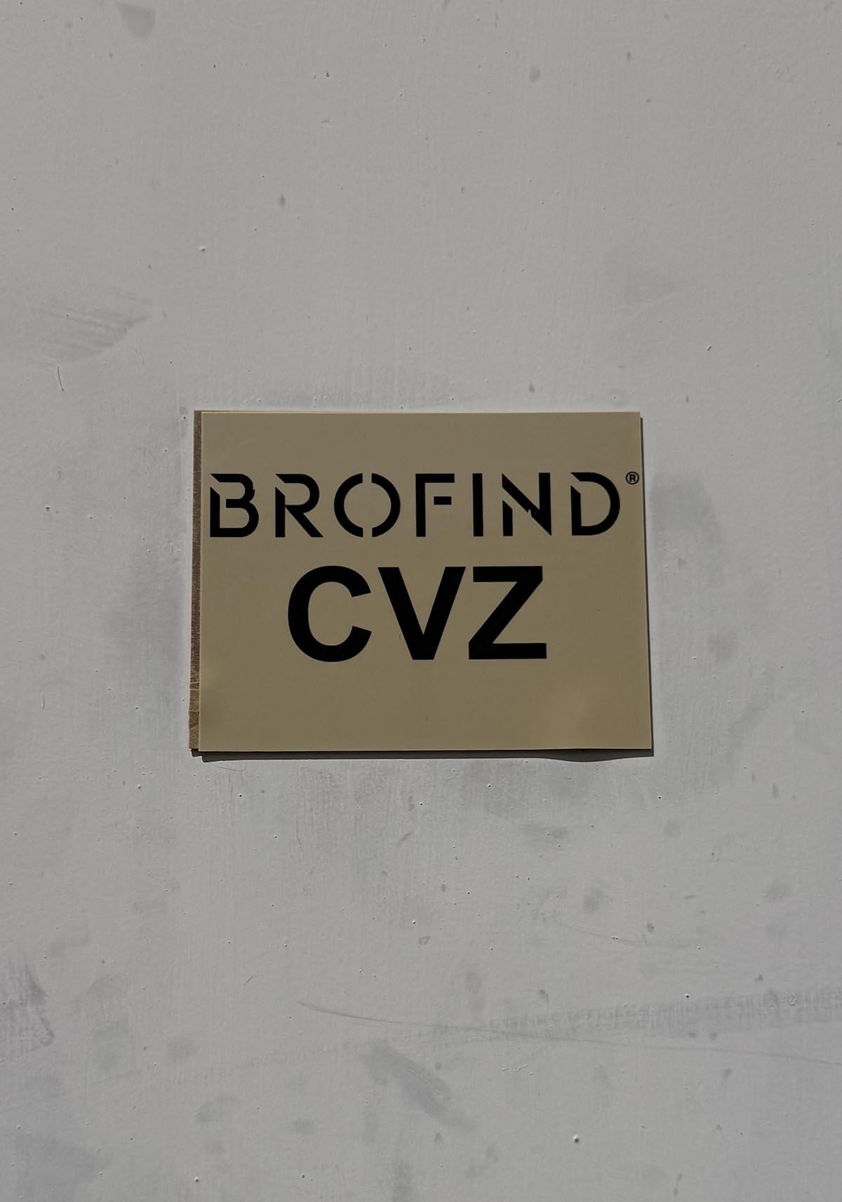 Targa Brofind CVZ presso la sede